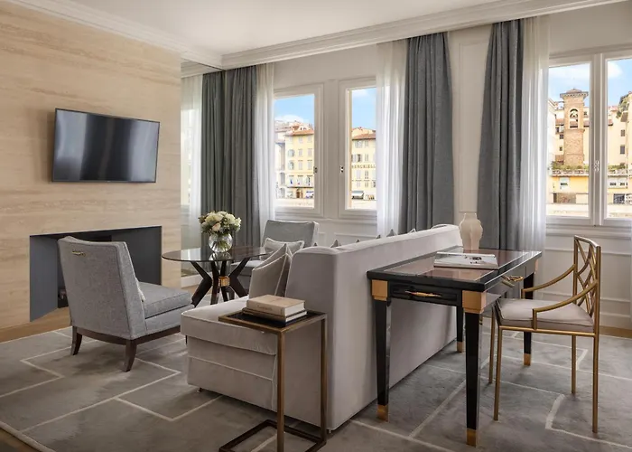 Lungarno Luxury Apartments - By Lungarno Collection